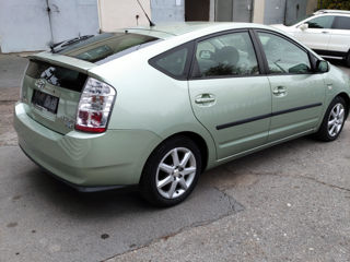 Toyota Prius foto 5