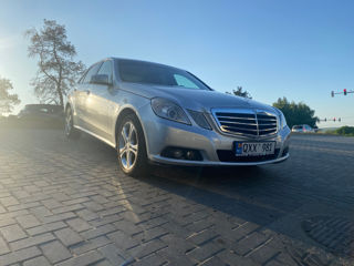 Mercedes E-Class foto 1