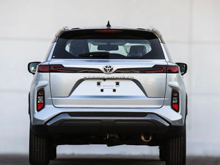Toyota Urban Cruiser фото 1