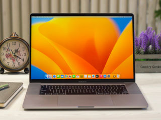 MacBook Pro 16 Retina 2019 (Core i7 9750H/16Gb DDR4/512Gb SSD/4Gb Radeon Pro 5300M/16" Retina)