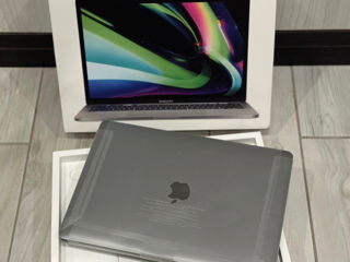 MacBook Pro M1 13 inch 16/256Gb