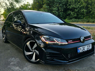 Volkswagen Golf foto 0