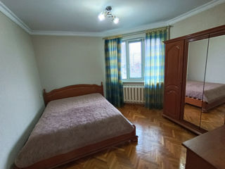 2-х комнатная квартира, 60 м², Центр, Кишинёв