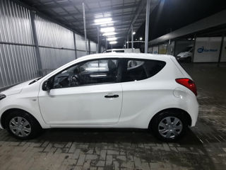 Hyundai i20 foto 3