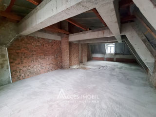 TownHouse! bd. Cuza Vodă/str. Belgrad, 220m2 + 5 ari. Varianta Sură! foto 5