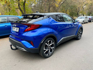 Toyota C-HR foto 4