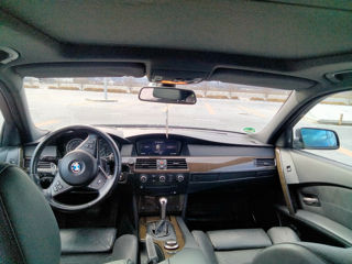 BMW 5 Series foto 6