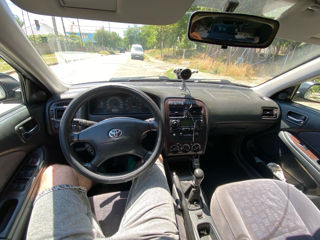 Toyota Avensis foto 5