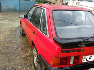 Ford Escort foto 2