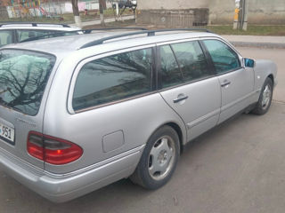 Mercedes E-Class