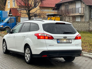 Ford Focus foto 6