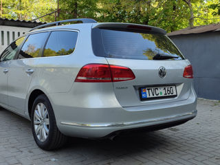 Volkswagen Passat foto 2