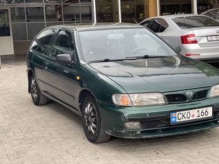 Nissan Almera foto 3