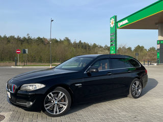 BMW 5 Series foto 1