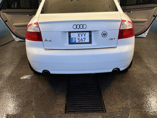 Audi A4 foto 1