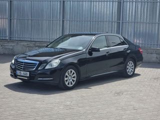 Mercedes E-Class фото 1