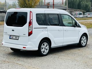 Ford Tourneo Connect foto 4