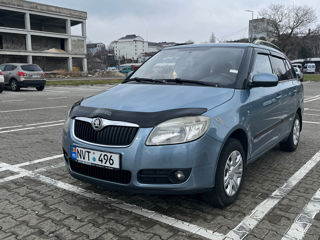 Skoda Fabia foto 2