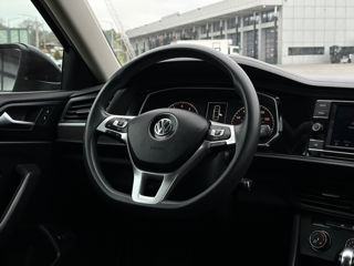 Volkswagen Jetta foto 14