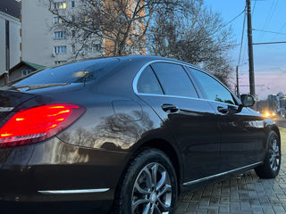 Mercedes C-Class foto 4