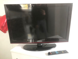 Televizor Samsung foto 3