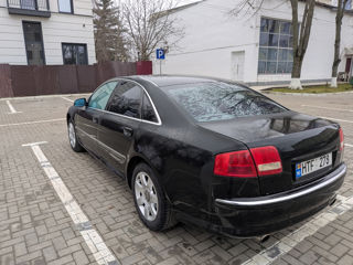 Audi A8 foto 4