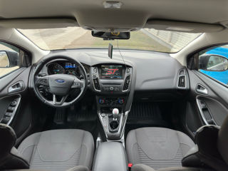 Ford Focus foto 8