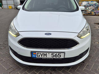 Ford C-Max foto 1