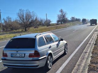 BMW 3 Series Touring foto 5