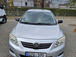 Toyota Corolla фото 0