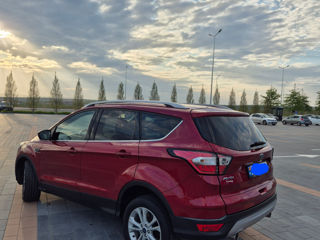 Ford Kuga foto 7