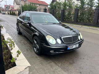 Mercedes E-Class foto 5