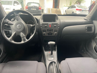 Nissan Almera foto 5