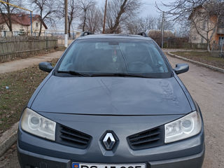 Renault Megane foto 2