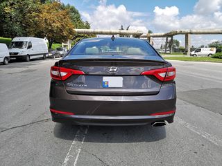 Hyundai Sonata foto 6