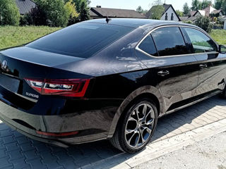 Skoda Superb foto 4