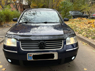 Volkswagen Passat foto 3