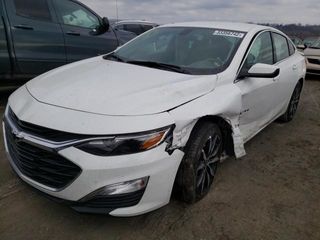 Chevrolet Malibu foto 2