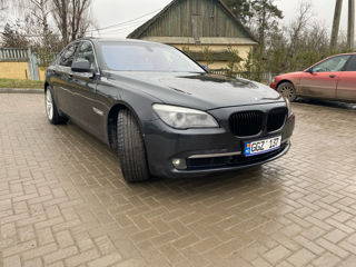 BMW 7 Series foto 2