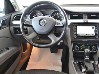 Skoda Superb foto 5