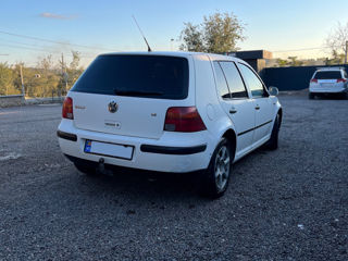 Volkswagen Golf foto 2