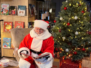 Se dă în chirie costume de Santa Claus, seturi de Moș Crăciun, Fulguța si Craciunița. foto 6