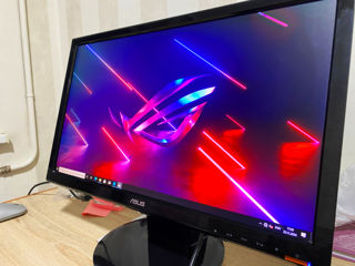 Monitor ASUS 22''inch  FULLHD 1920x1080 - 750lei  VGA