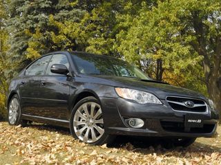 Subaru Legacy foto 1