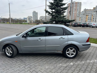 Ford Focus foto 8