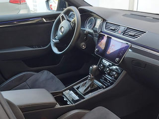 Skoda Superb foto 4