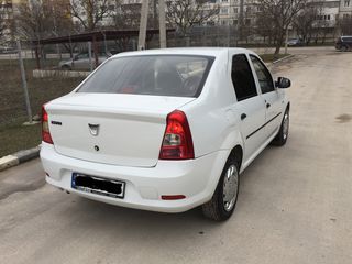 Dacia Logan foto 5