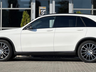 Mercedes GLC foto 7