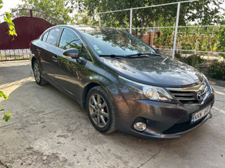 Toyota Avensis foto 4