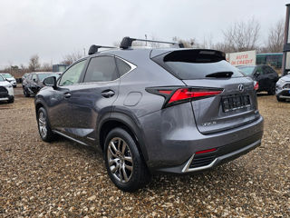 Lexus NX Series foto 2